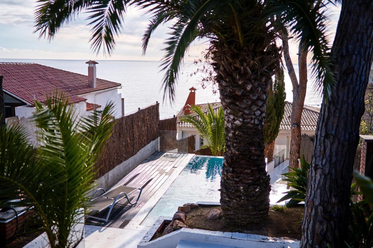 Casa Brisa Villa บลาเนส ภายนอก รูปภาพ