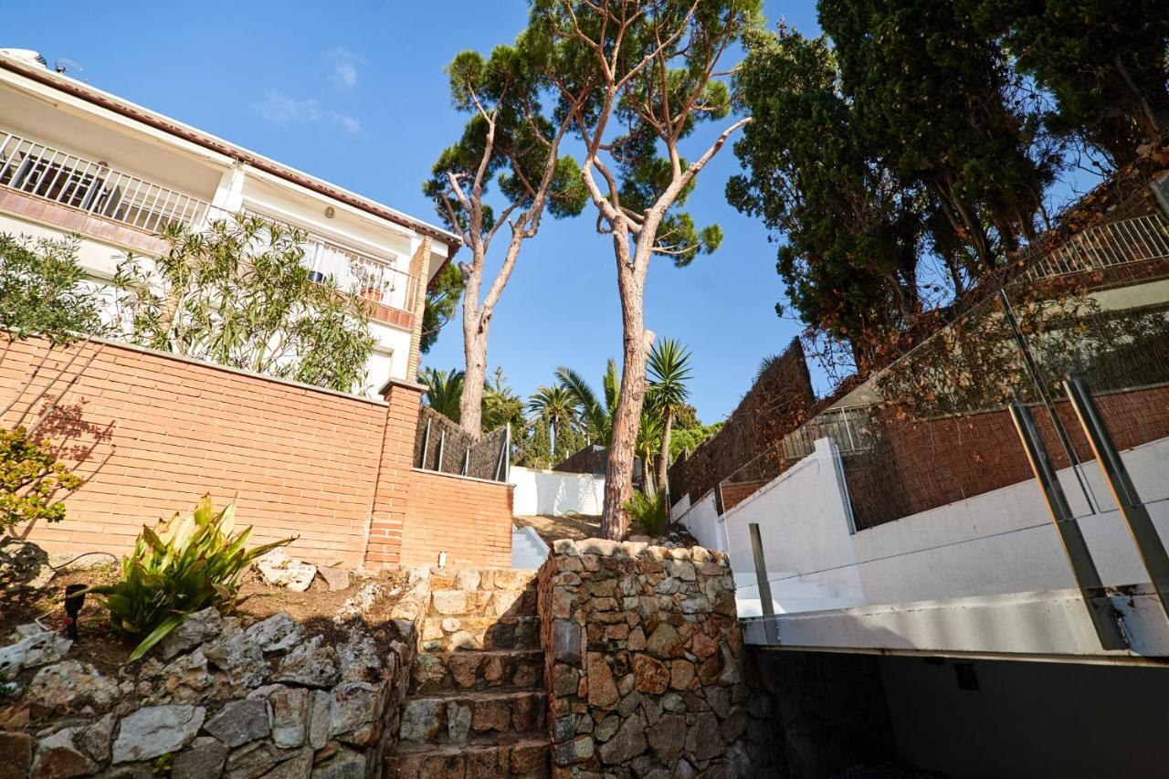 Casa Brisa Villa บลาเนส ภายนอก รูปภาพ